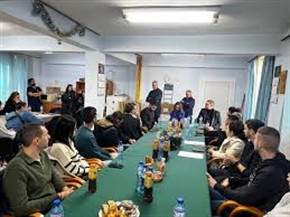 Студенти по медицина с поглед към бъдещето в МБАЛ 