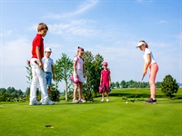 Подарък за лятото в Pirin Golf & Country Club - детски голф лагери!