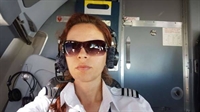 Българка приземи успешно самолет на „Хийтроу“ насред жестоката буря