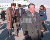 Бащата на Илия Павлов - Павел Найденов: Илия викаше на Луканов: „Абе, е*и си майката, аз карам влака сега!”