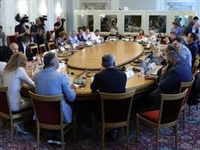  Окончателно: Два месеца гратисен период за двойното изписване на цените в лева и евро 