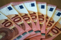  В Северна Македония плащаш в брой до 500 евро 