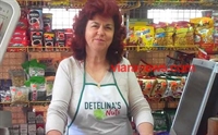 Продавачката Венетка Цурева вдигна парти за 60-ия си юбилей в Благоевград: Най-трудни бяха нощните смени, ругали са ме пияници