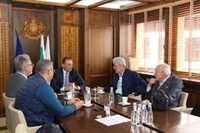  Кметът Икономов проведе работна среща с представители на най-голямата неправителствена организация в Бурса 