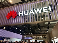Google ограничава достъпа на Huawei до операционната система Android