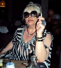 Личният гадател на бизнес дамата – Стенли Топалов-Съни: Миропа остави огромни дългове!